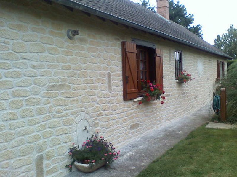 Joint à la chaux, façade en pierre à Vue